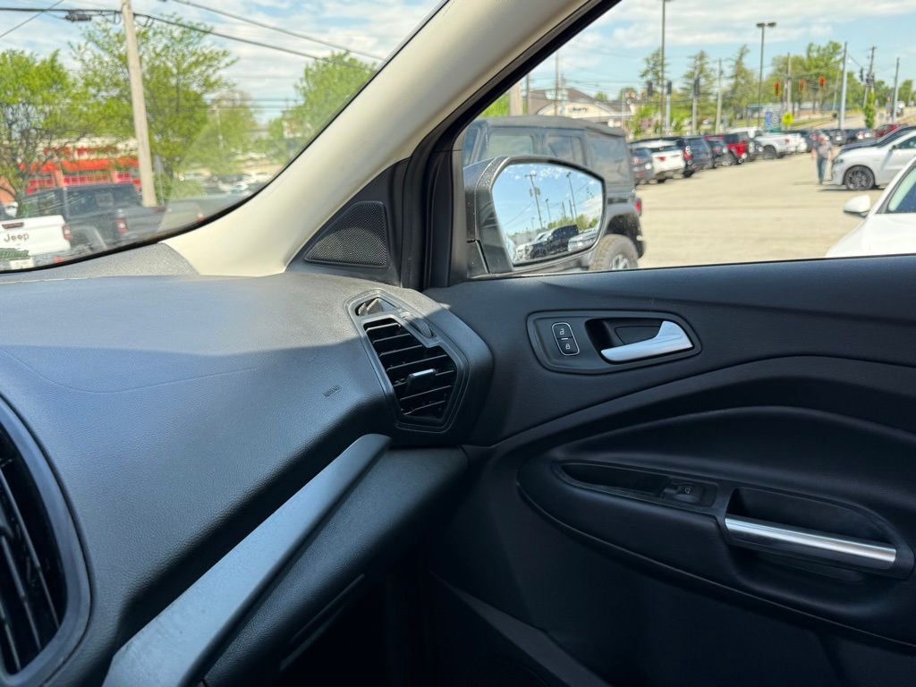 2019 Ford Escape SE Crestwood KY