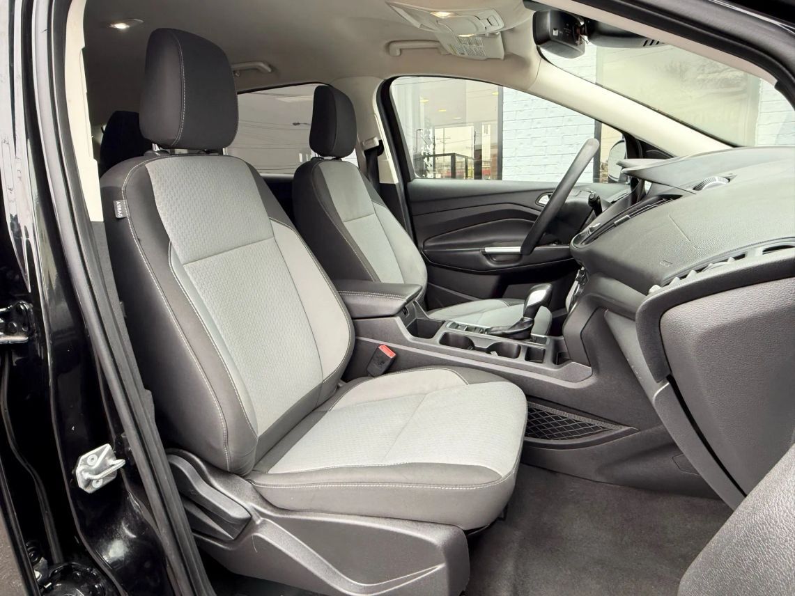 2019 Ford Escape SE Sport Utility 4D Cincinnati OH