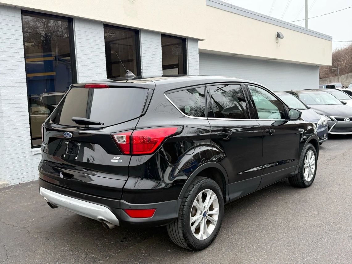 2019 Ford Escape SE Sport Utility 4D Cincinnati OH