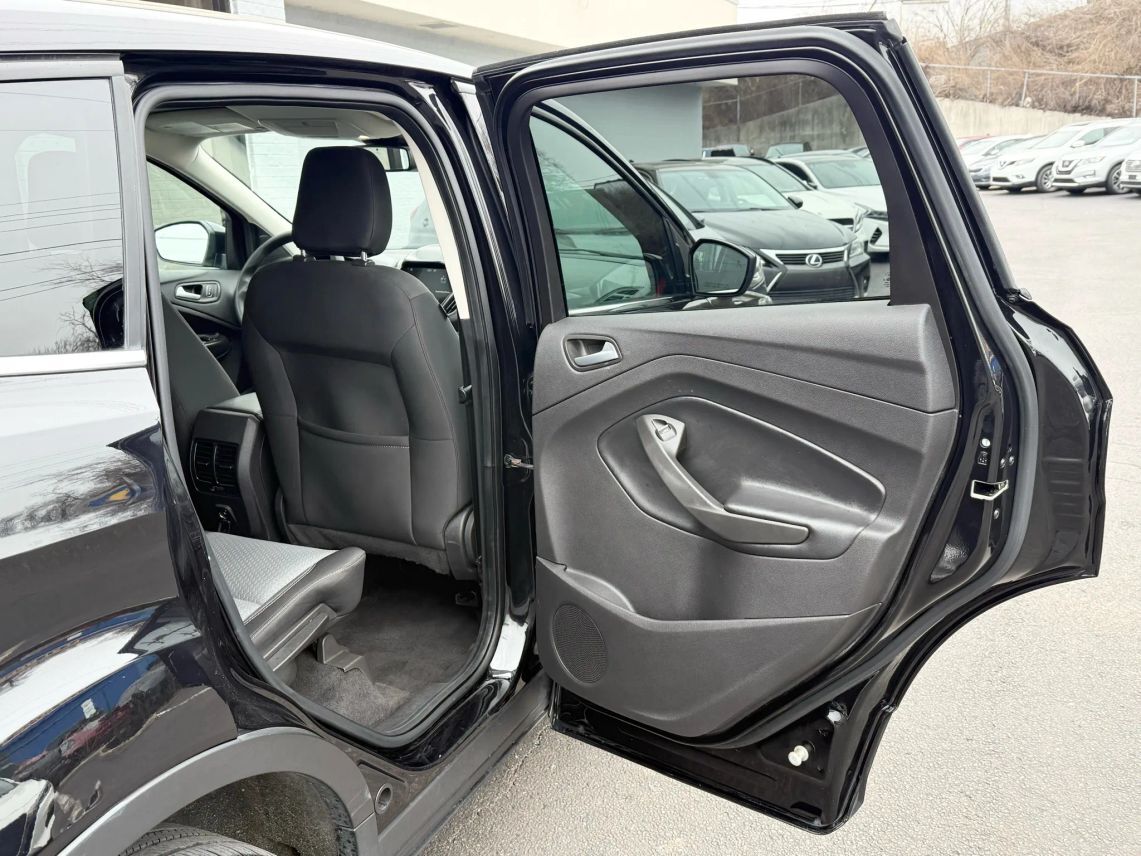 2019 Ford Escape SE Sport Utility 4D Cincinnati OH