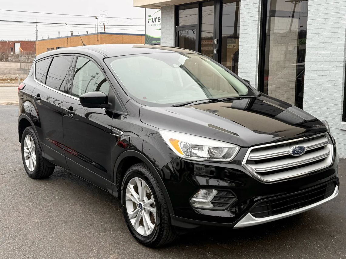 2019 Ford Escape SE Sport Utility 4D