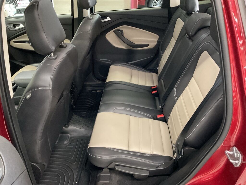 2019 Ford Escape SEL Duluth MN