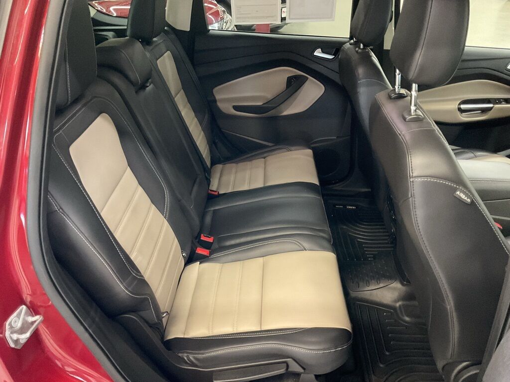 2019 Ford Escape SEL Duluth MN