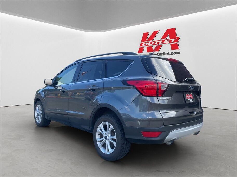 2019 Ford Escape SEL Sport Utility 4D