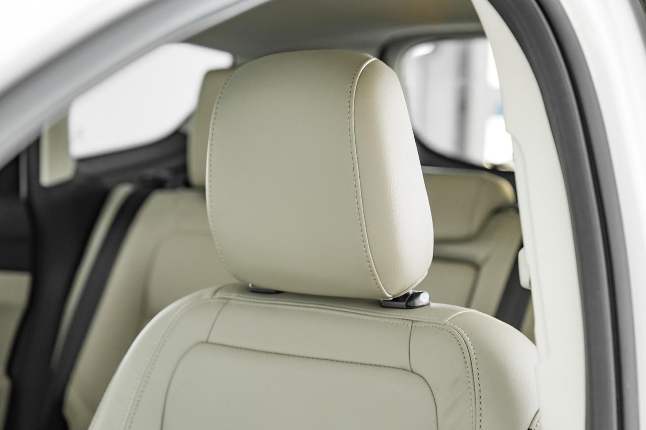 2019 Ford Escape TITANIUM 4WD BLIND SPOT ASSIST NAVIGATION PANORAMA LEATHER HEATE Carrollton TX