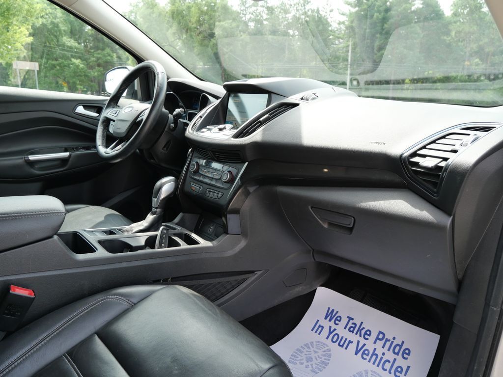 2019 Ford Escape Titanium Mt Pleasant MI