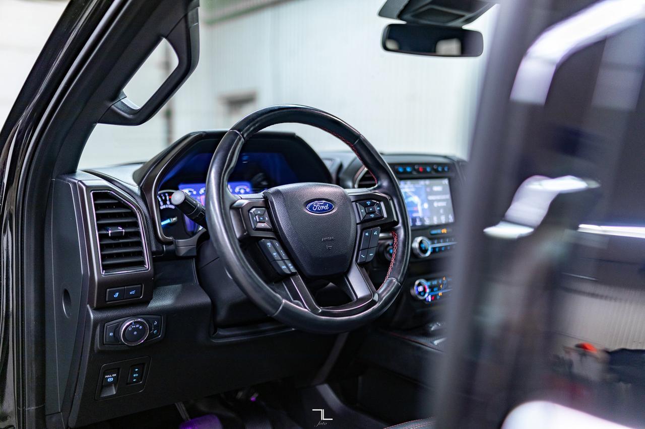 2019 Ford Expedition 4x4 Limited Leather Roof Nav BCam Red Deer AB