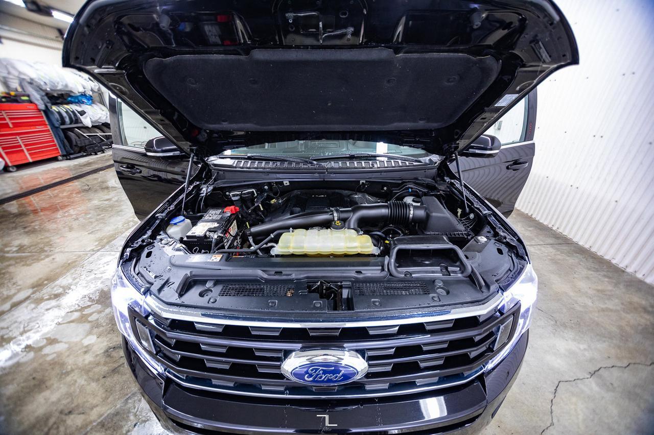 2019 Ford Expedition 4x4 Limited Leather Roof Nav BCam Red Deer AB