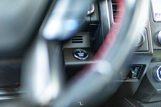 2019 Ford Expedition 4x4 Limited Leather Roof Nav BCam Red Deer AB