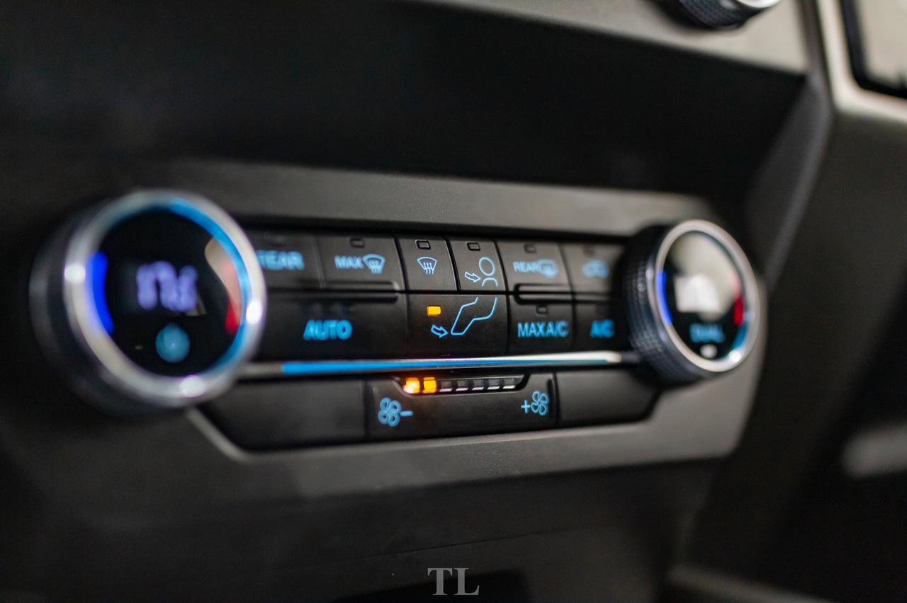 2019 Ford Expedition AWD XLT BCam Red Deer AB