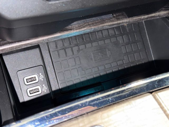 2019 Ford Expedition Limited Pine River MN