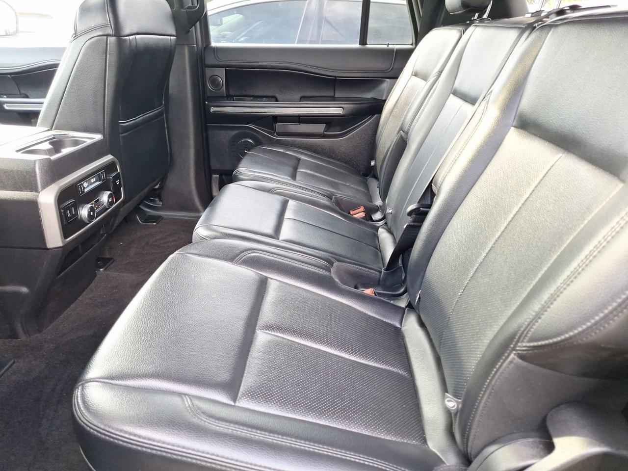 2019 Ford Expedition Max XLT Hurst TX