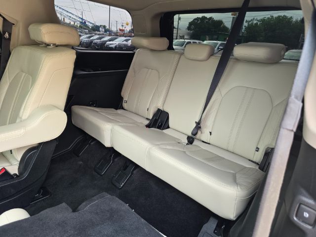 2019 Ford Expedition Platinum 4WD San Antonio TX