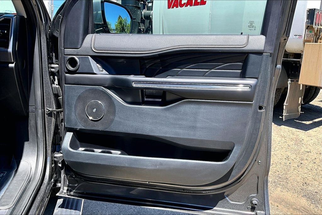 2019 Ford Expedition Platinum OR