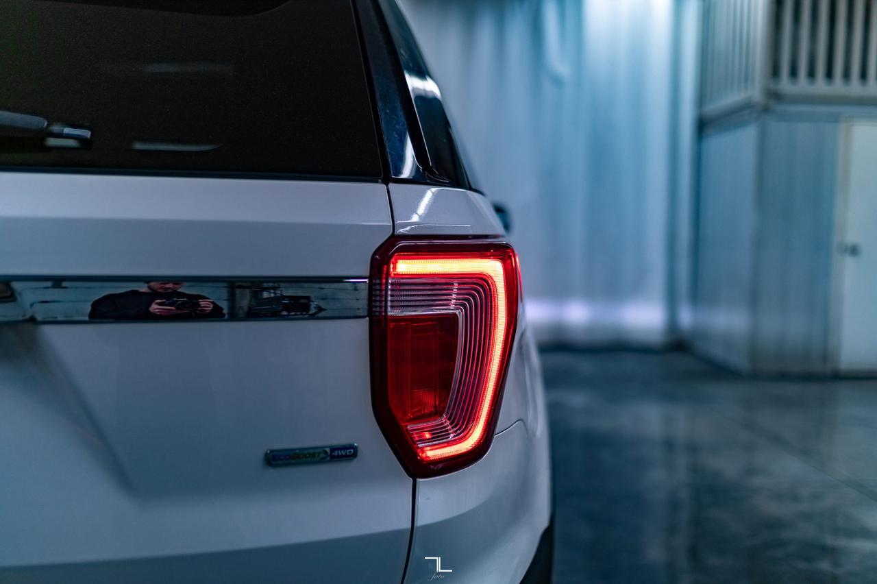 2019 Ford Explorer AWD Limited Leather Roof Nav BCam Red Deer AB