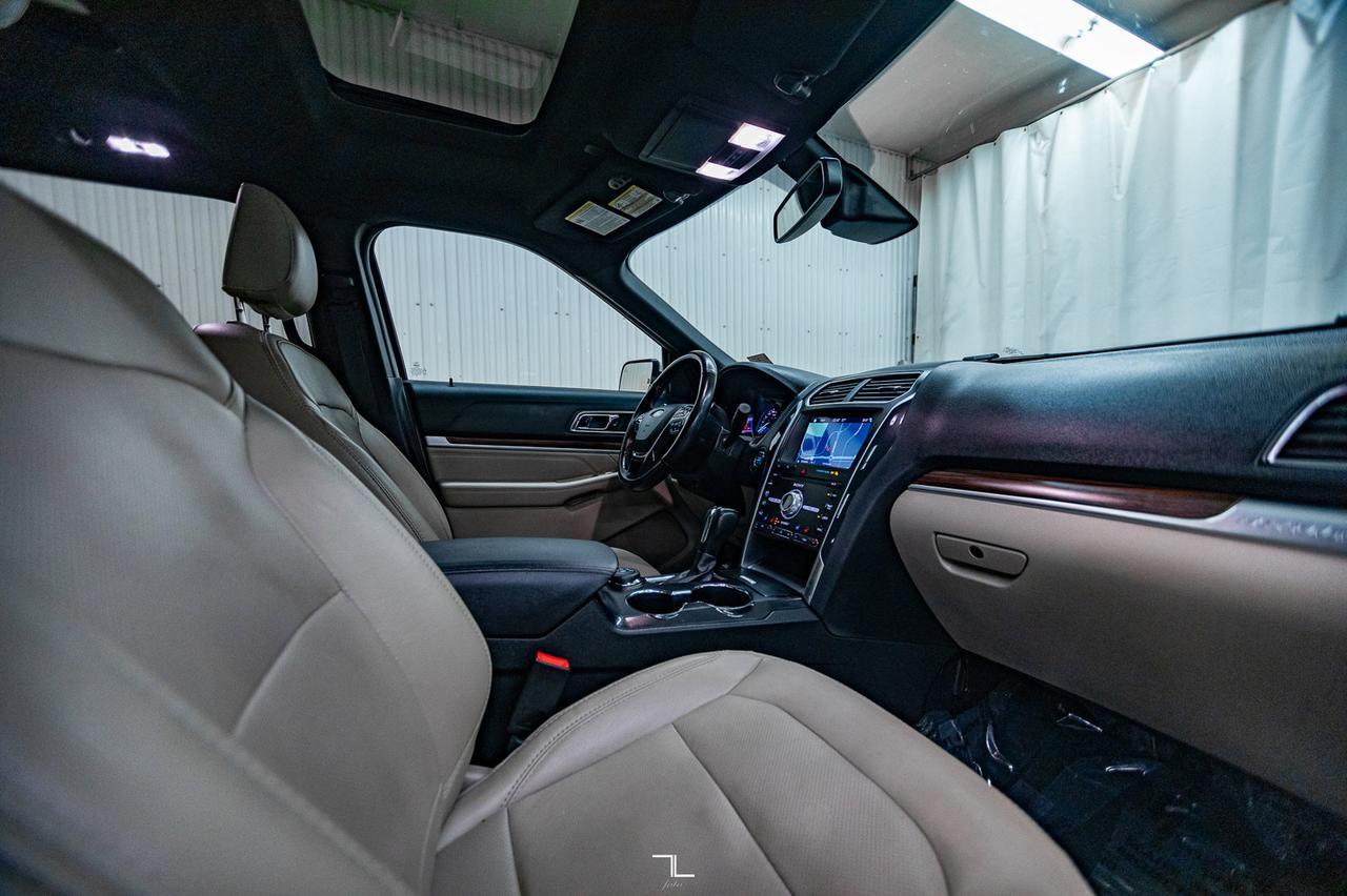 2019 Ford Explorer AWD Limited Leather Roof Nav BCam Red Deer AB