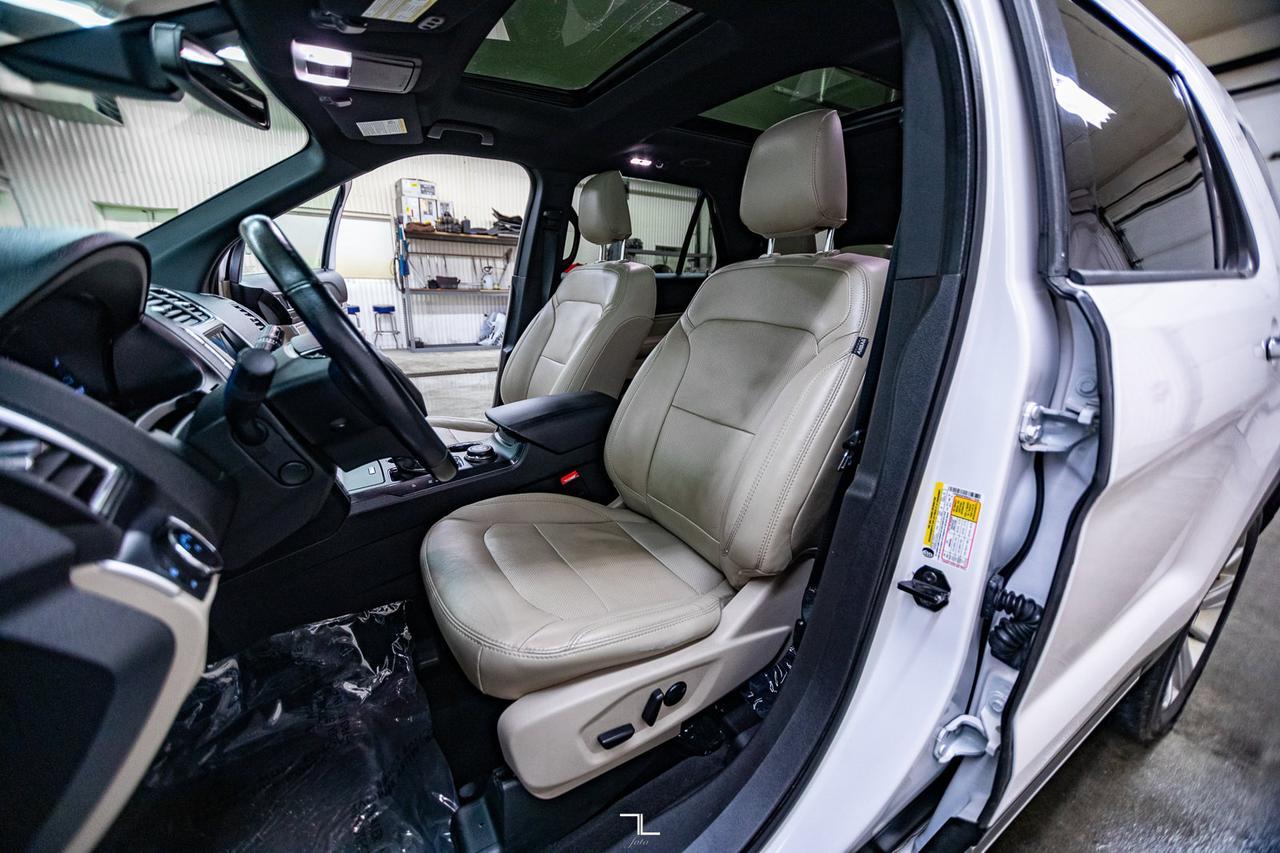 2019 Ford Explorer AWD Limited Leather Roof Nav BCam Red Deer AB