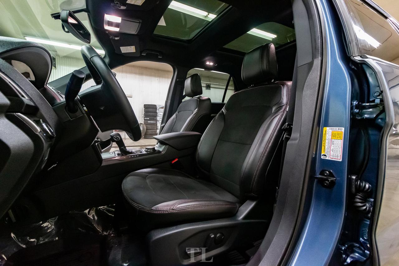 2019 Ford Explorer AWD XLT Appearance Pkg. Leather Roof Nav BCam Red Deer AB