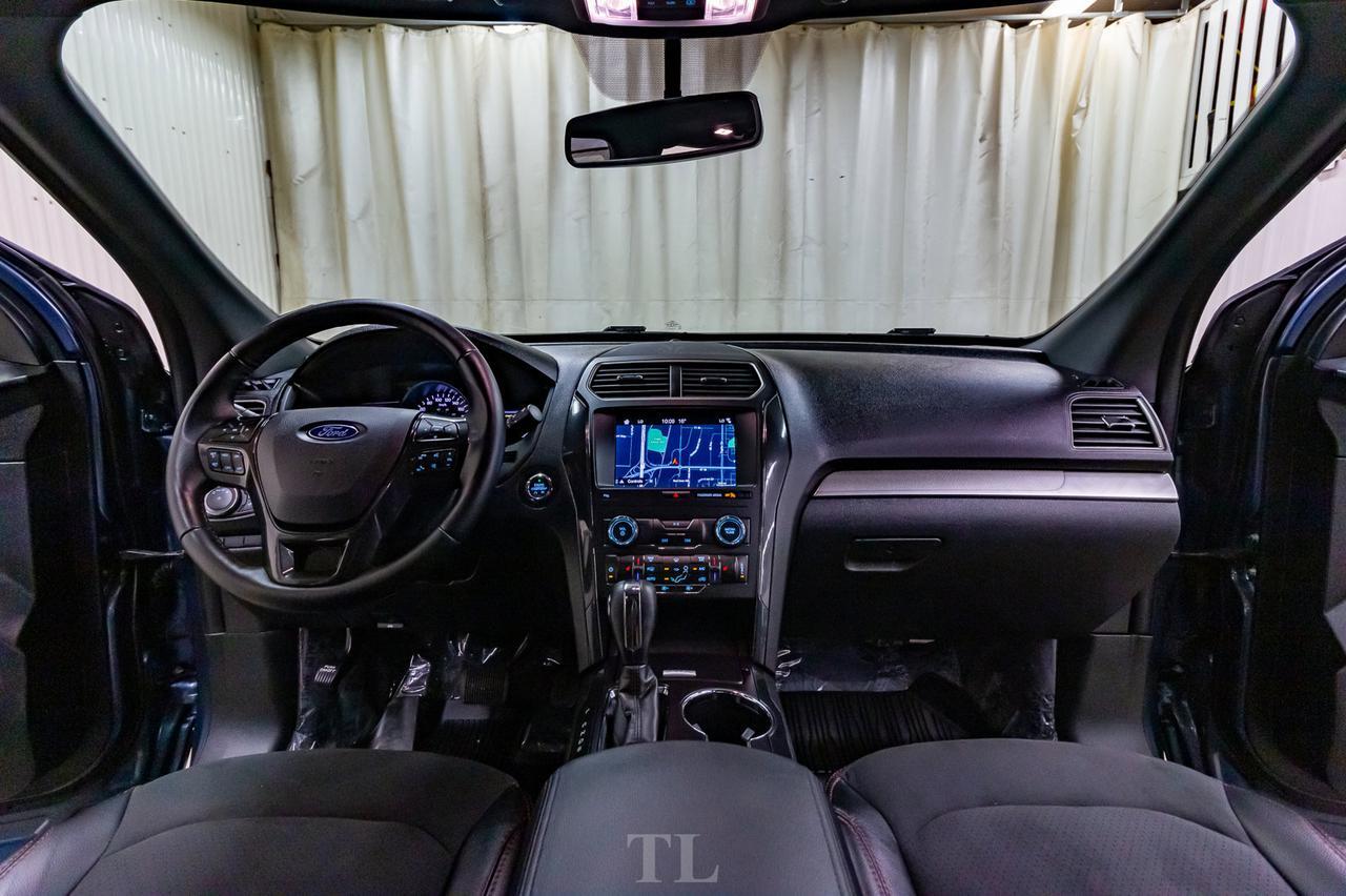 2019 Ford Explorer AWD XLT Appearance Pkg. Leather Roof Nav BCam Red Deer AB