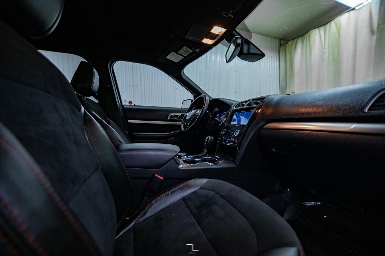 2019 Ford Explorer AWD XLT Leather Nav BCam Red Deer AB