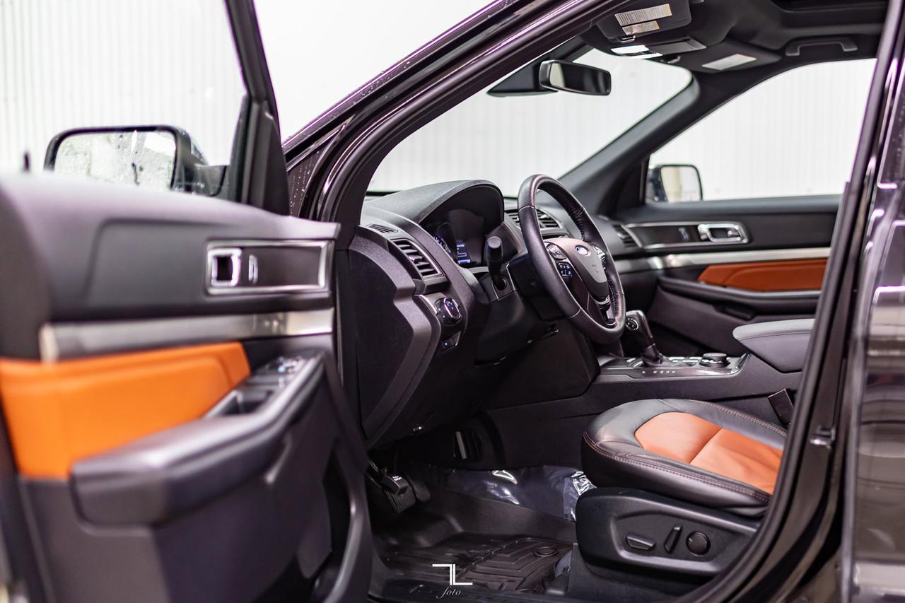 2019 Ford Explorer AWD XLT Leather Roof Nav BCam Red Deer AB