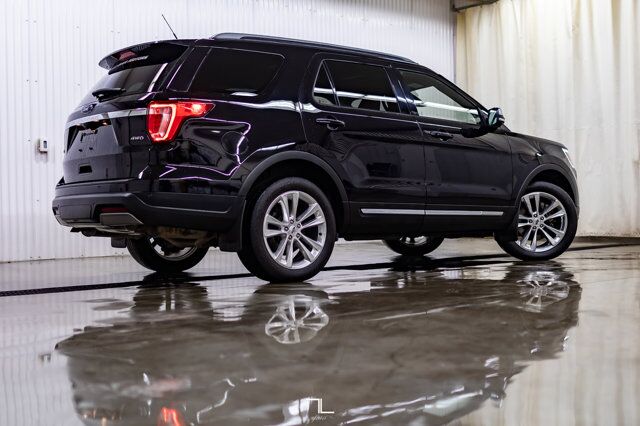 2019 Ford Explorer AWD XLT Leather Roof Nav BCam Red Deer AB