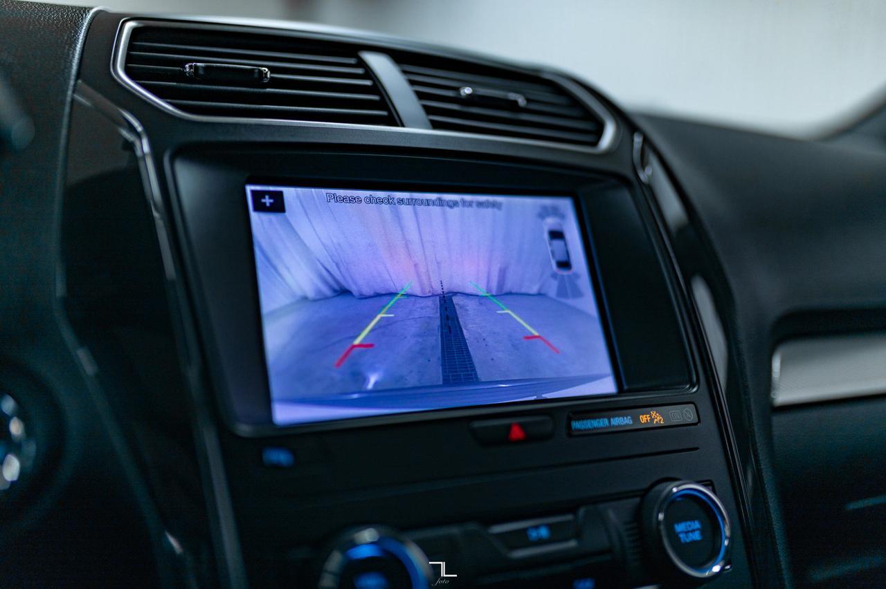 2019 Ford Explorer AWD XLT Leather Roof Nav Red Deer AB