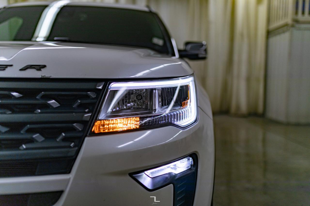 2019 Ford Explorer AWD XLT Leather Roof Nav Red Deer AB