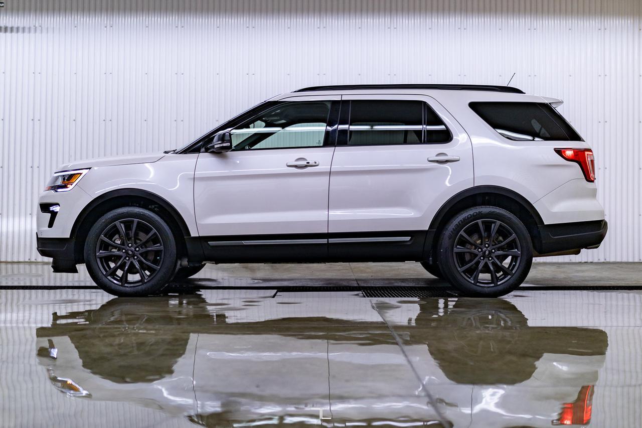 2019 Ford Explorer AWD XLT Leather Roof Nav Red Deer AB