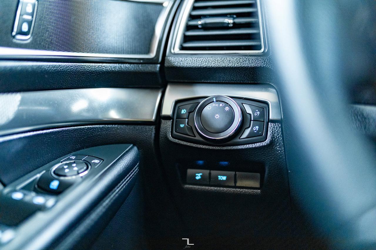 2019 Ford Explorer AWD XLT Leather Roof Nav Red Deer AB