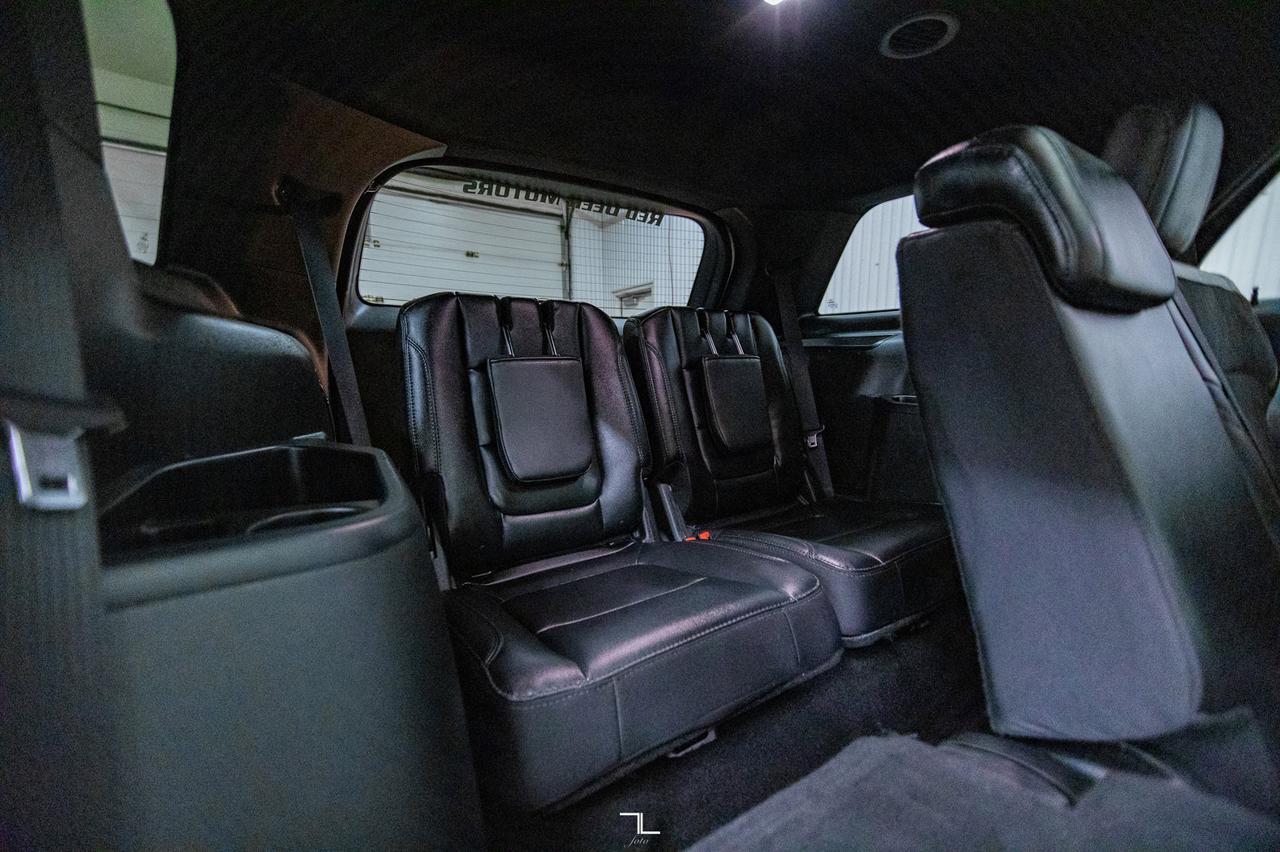 2019 Ford Explorer AWD XLT Leather Roof Nav Red Deer AB