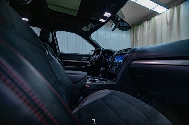 2019 Ford Explorer AWD XLT Leather Roof Nav Red Deer AB