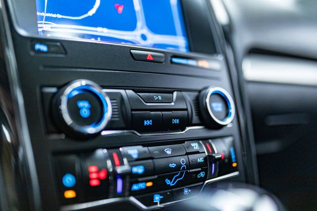 2019 Ford Explorer AWD XLT Leather Roof Nav Red Deer AB