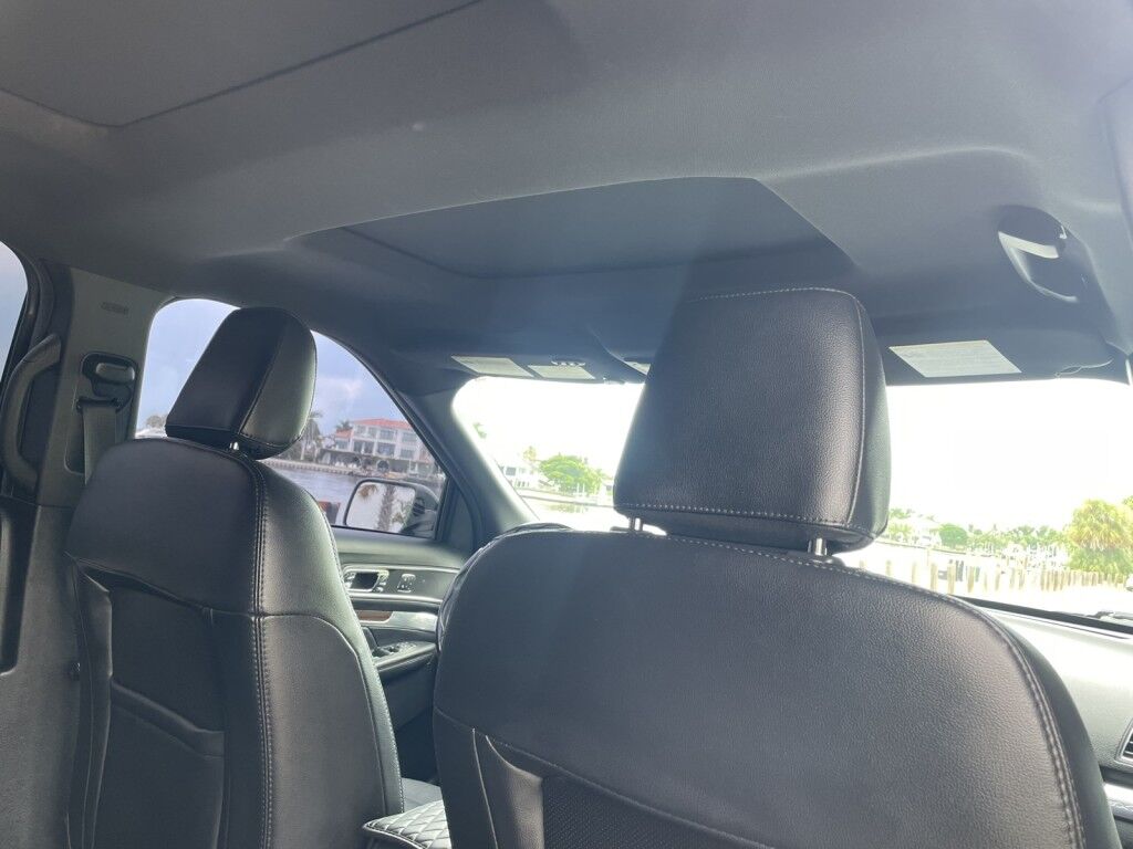 2019 Ford Explorer Limited~CLEAN CARFAX~ONLINE FINANCE~BLUETOOTH~LEATHER SEATS~MOONROOF / SUNROOF~NAVIGATION SYSTEM Sarasota FL