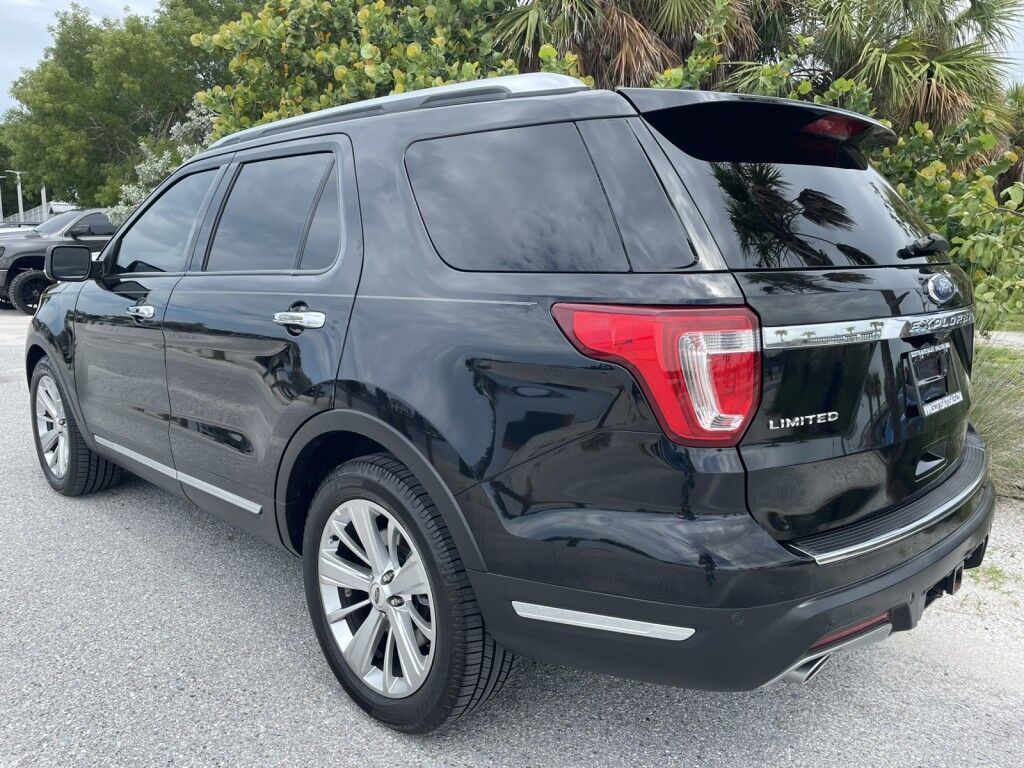 2019 Ford Explorer Limited~CLEAN CARFAX~ONLINE FINANCE~BLUETOOTH~LEATHER SEATS~MOONROOF / SUNROOF~NAVIGATION SYSTEM Sarasota FL