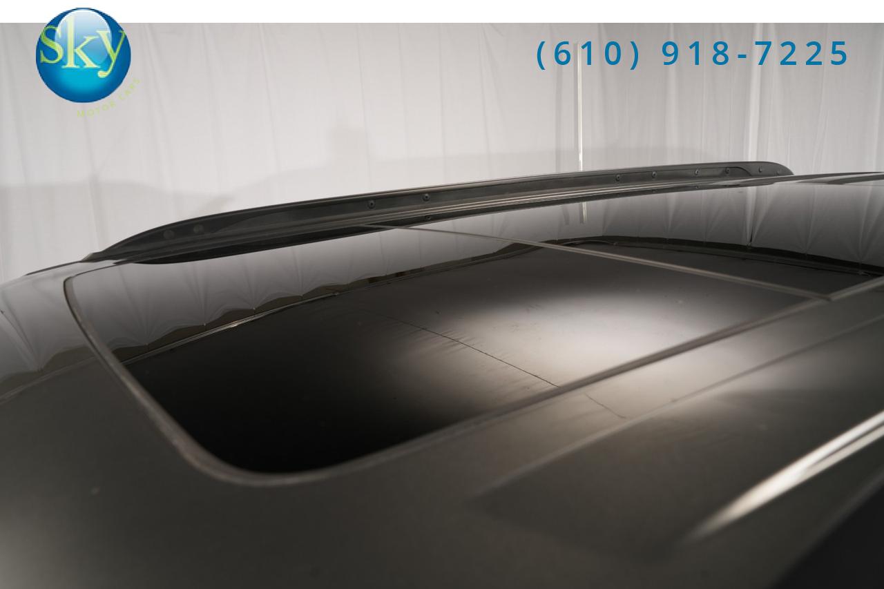 2019 Ford Explorer XLT 4WD Sport Appearance Pack West Chester PA