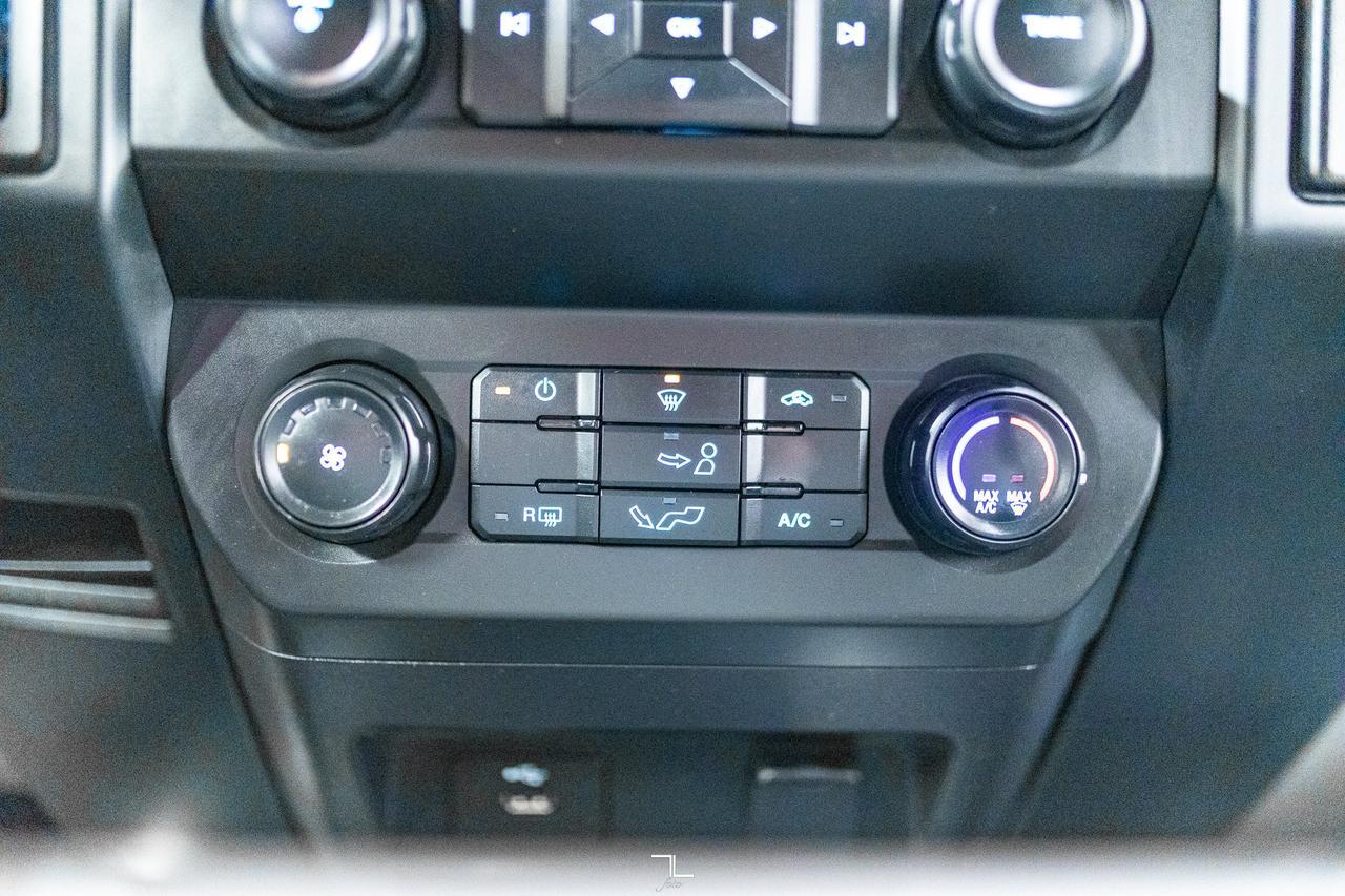 2019 Ford F-150 4x4 Super Cab XL BCam Topper Red Deer AB