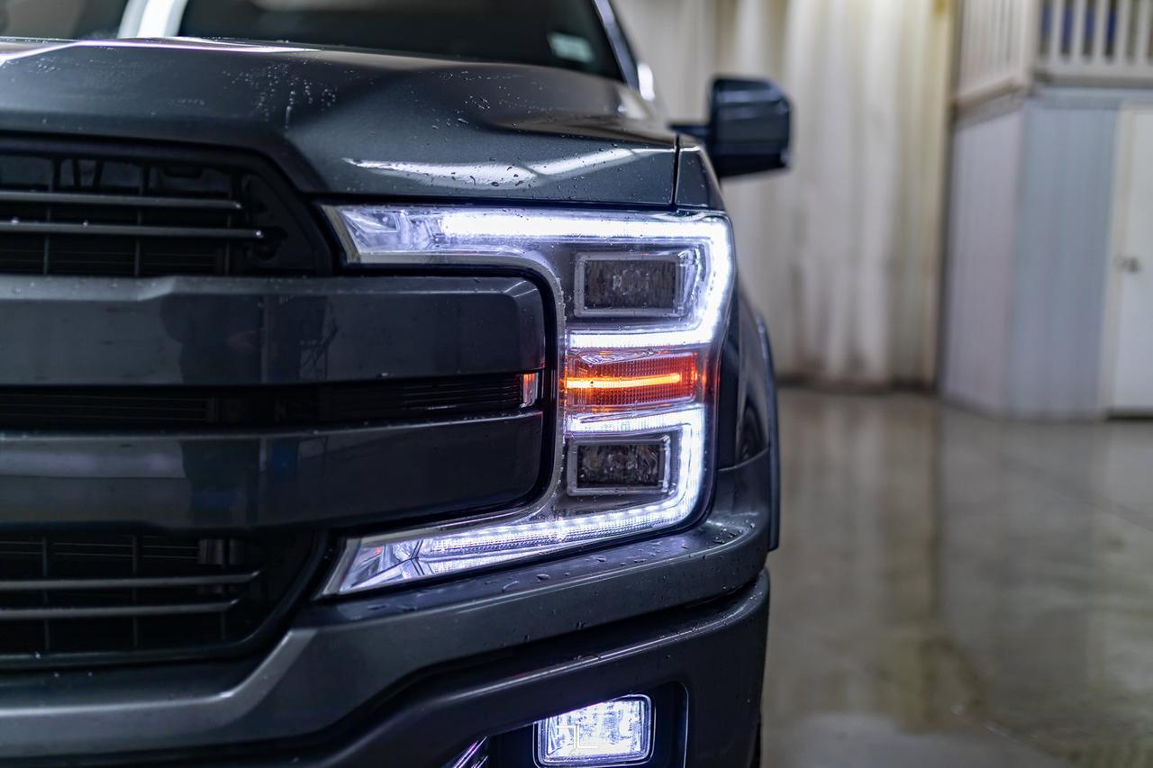 2019 Ford F-150 4x4 Super Crew Lariat Diesel Leather Roof Nav Red Deer AB
