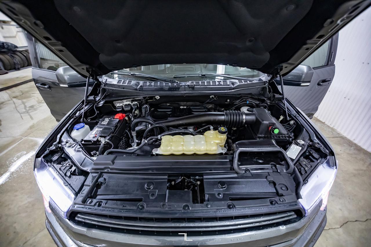 2019 Ford F-150 4x4 Super Crew Lariat Diesel Leather Roof Nav Red Deer AB