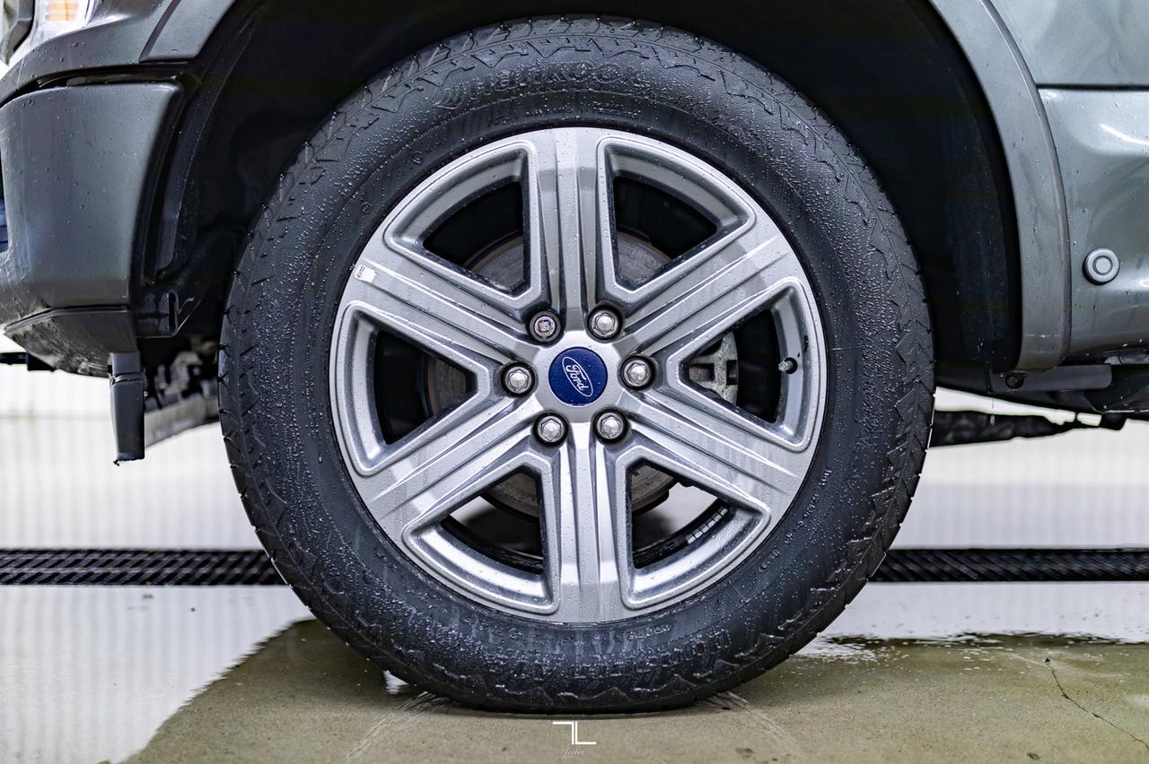 2019 Ford F-150 4x4 Super Crew Lariat Diesel Leather Roof Nav Red Deer AB