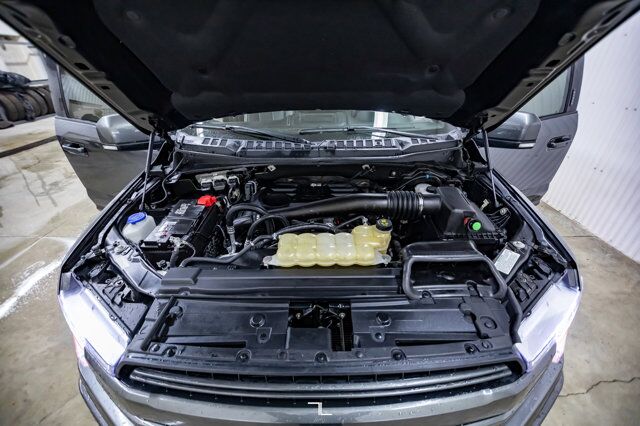 2019 Ford F-150 4x4 Super Crew Lariat Diesel Leather Roof Nav Red Deer AB