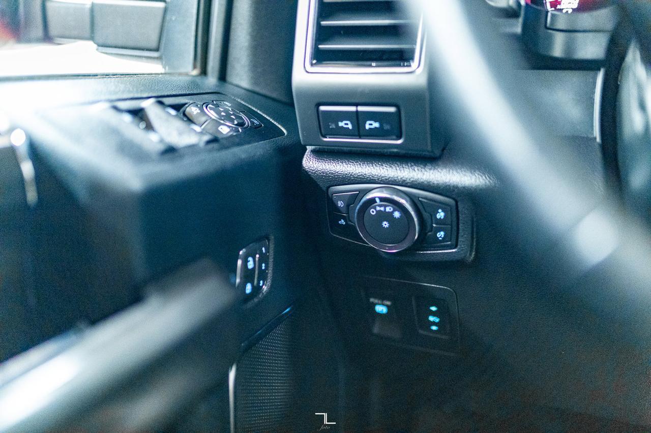 2019 Ford F-150 4x4 Super Crew Lariat FX4 Sport Leather Roof Nav Red Deer AB