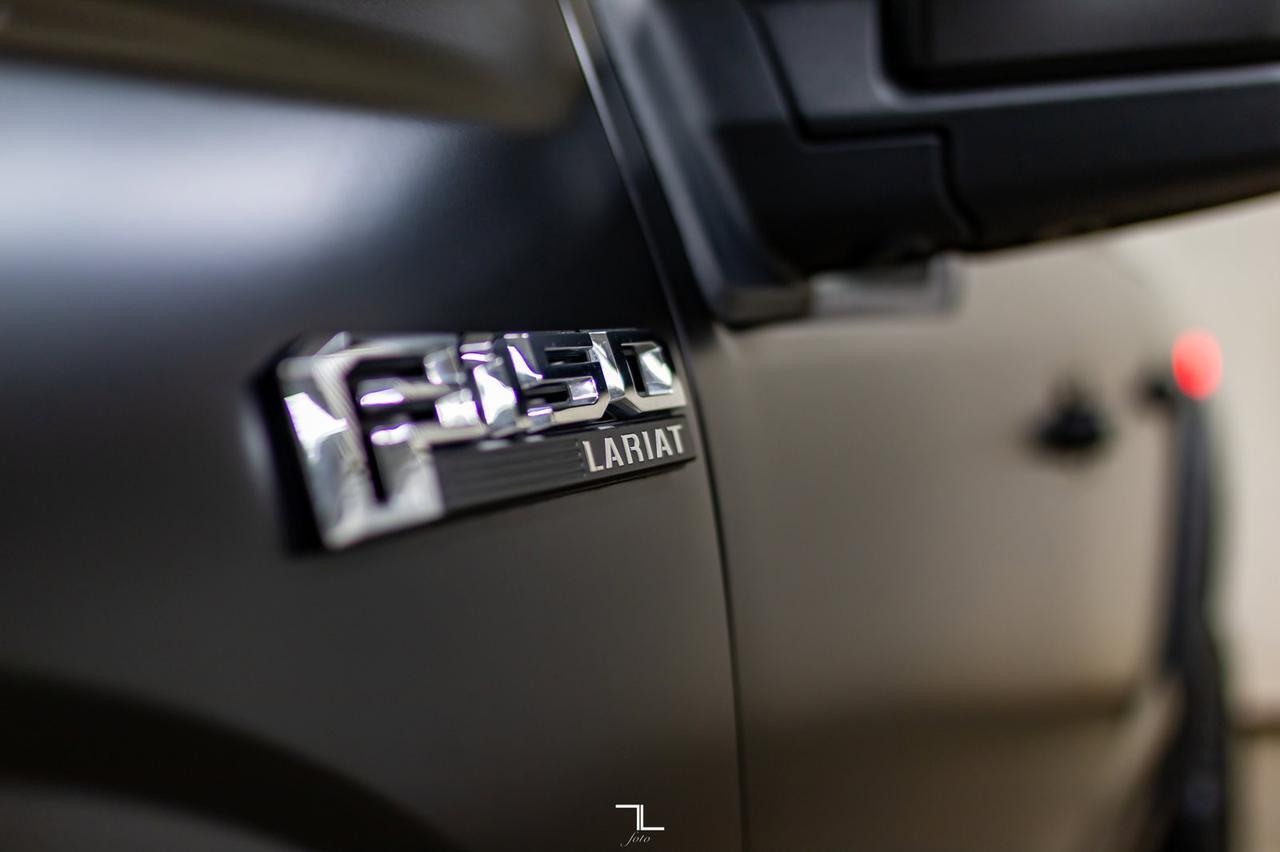 2019 Ford F-150 4x4 Super Crew Lariat Lift Wheels Leather Roof Nav Red Deer AB