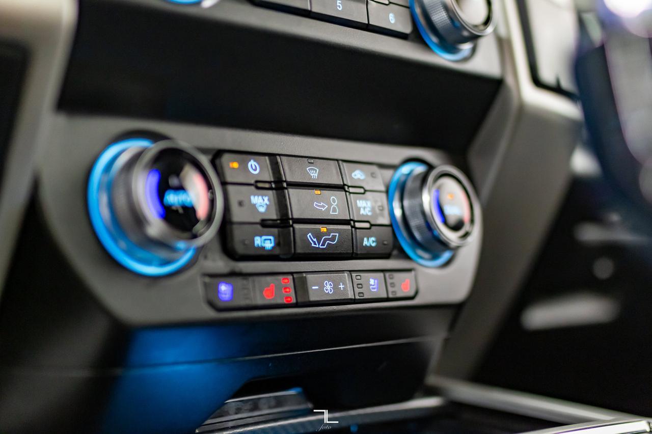 2019 Ford F-150 4x4 Super Crew Lariat Lift Wheels Leather Roof Nav Red Deer AB