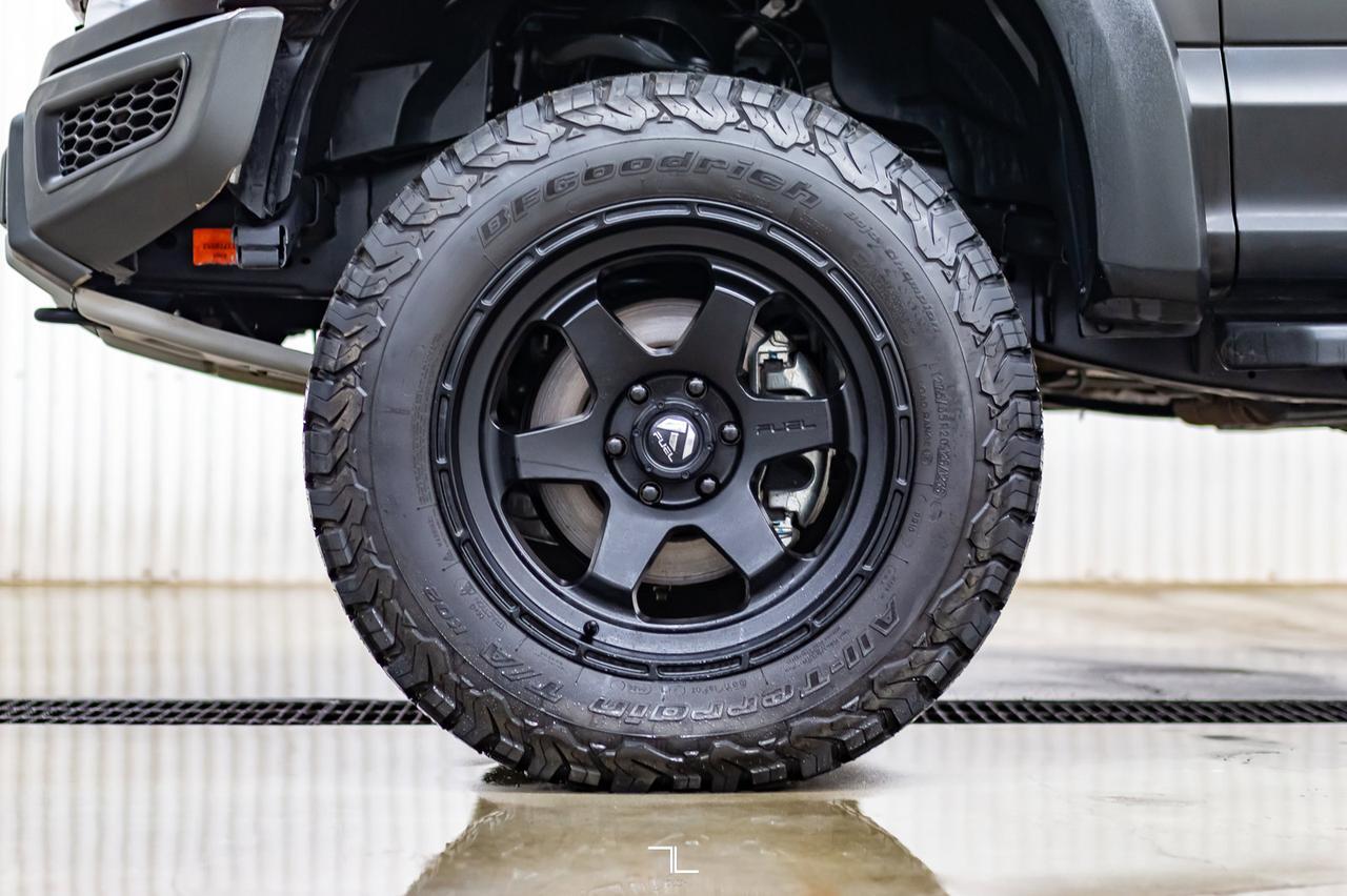 2019 Ford F-150 4x4 Super Crew Lariat Lift Wheels Leather Roof Nav Red Deer AB