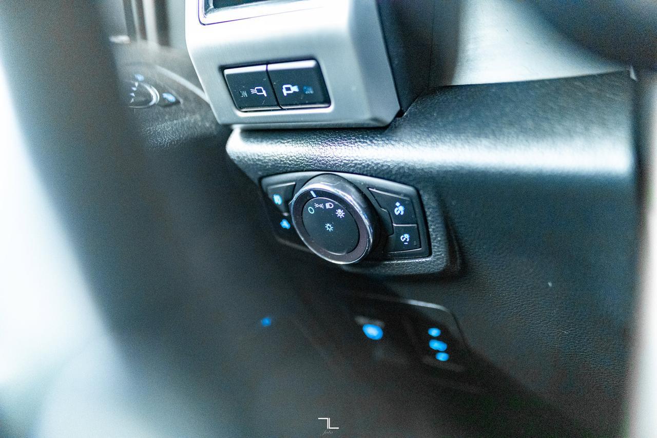 2019 Ford F-150 4x4 Super Crew Platinum FX4 Leather Roof Nav BCam Red Deer AB