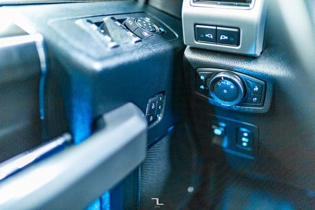 2019 Ford F-150 4x4 Super Crew Platinum Leather Roof Nav BCam Red Deer AB