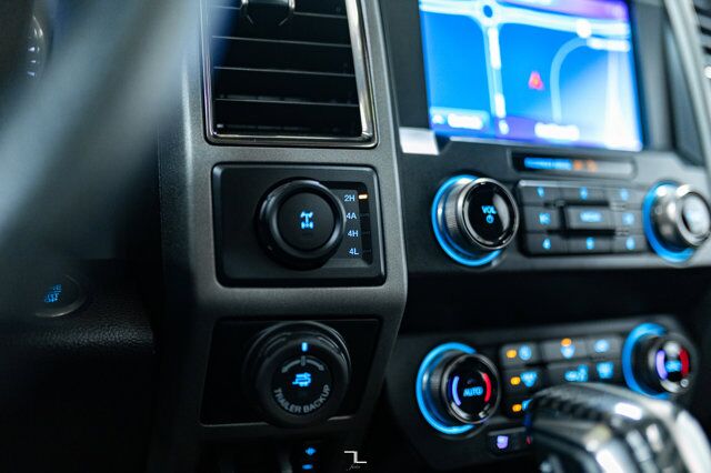 2019 Ford F-150 4x4 Super Crew Raptor Leather Roof Nav BCam Red Deer AB