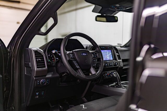 2019 Ford F-150 4x4 Super Crew XLT FX4 Nav Roof BCam Red Deer AB