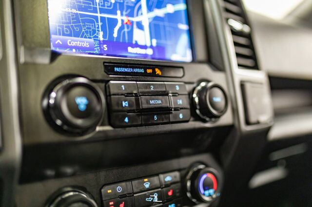 2019 Ford F-150 4x4 Super Crew XLT FX4 Nav Roof BCam Red Deer AB